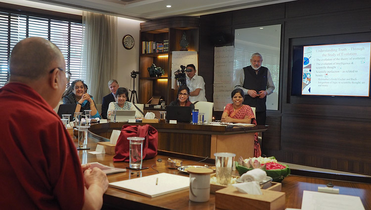 Arun Kapur, Director of Vasant Valley School delivering his presentation during the meeting with the Core Committee Working on the Curriculum for Universal Values in New Delhi, India on April 28, 2017. Photo by Jeremy Russell/OHHDL