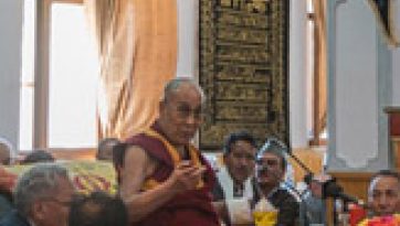 इस्लामिया पब्लिक हाई स्कूल ,लद्दाख नन एसोसिएशन तथा इमाम बरगाह मस्जिद की यात्रा