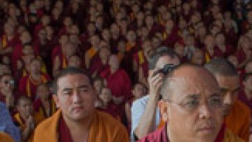 बोधिपथक्रम पर प्रवचन जारी