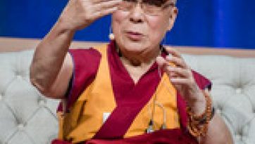 युवा नेतृत्व पैनल शिक्षा पर ध्यान और तिब्बती समुदाय से भेंट