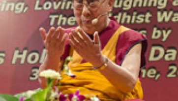 जीवन जीना, प्रेम करना, हँसना और मरना: बौद्ध मार्ग के अनुसार - मुम्बई - प्रथम दिन