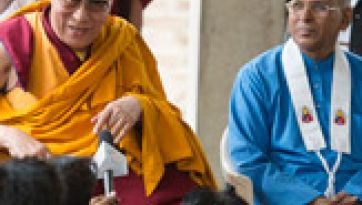 परम पावन दलाई लामा का नागलोक में उत्साहपूर्ण स्वागत