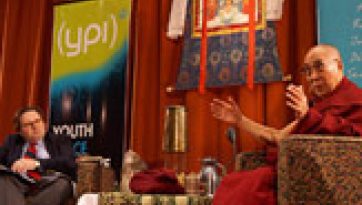 सिडनी पीस फाउंडेशन के साथ संपूर्ण विश्व के लिए नैतिकता और मेलबर्न में करुणाः सुख का आधार