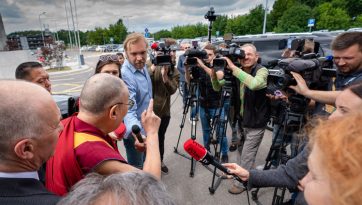 लिथुआनिया में आगमन, जून १२, २०१८