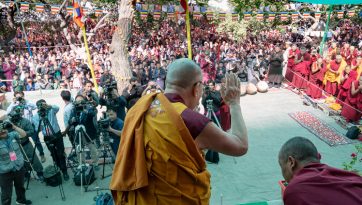 दीर्घायु अभिषेक और दीर्घायु समर्पण 